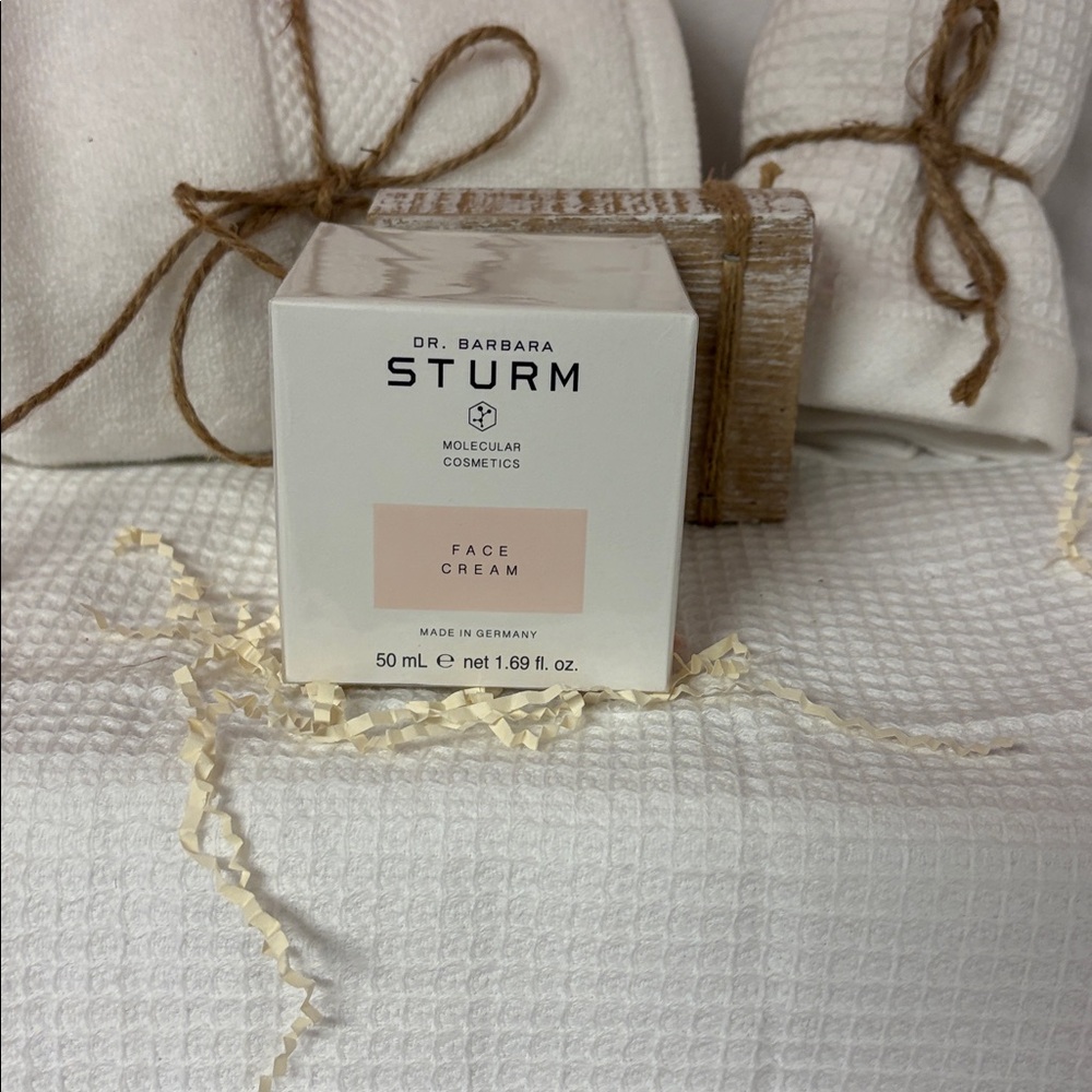 Dr. Barbara Sturm Face Cream